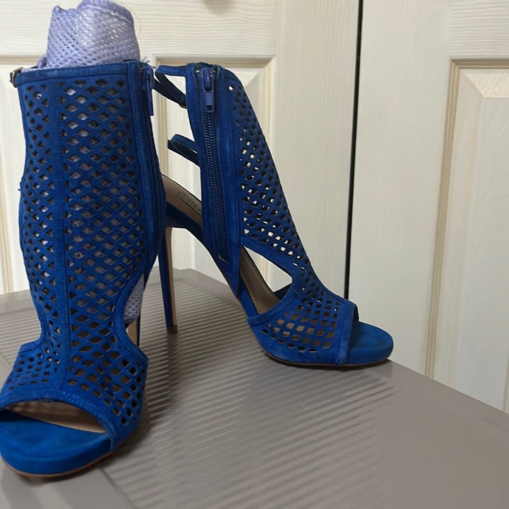 WOrn twice STEVE MADDEN STILETTO